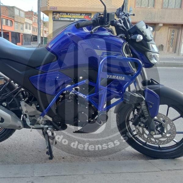 DEFENSA YAMAHA FZ 3.0 CON ALERÓN TIPO STUNT MDS - Image 2